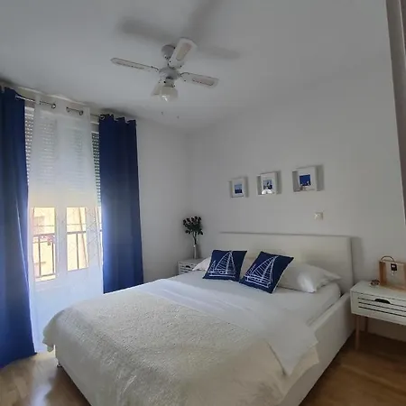 Pearl Apartament *