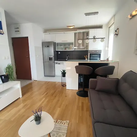 Apartament Pearl *