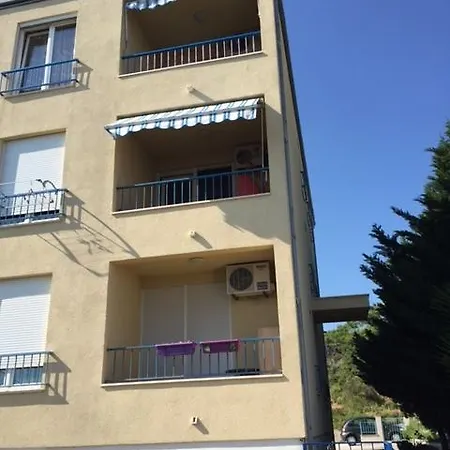 Apartman Pearl Split