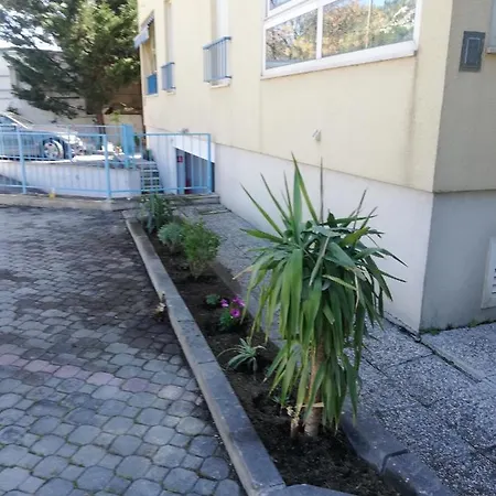 Apartman Pearl Split